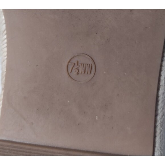 Torrid Burlap Espadrille Slip On Twist Sandals 7.5WW Beige Beach Travel Resort - Picture 6 of 6